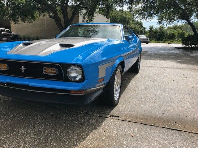 1972 GRABBER BLUE Ford Mustang Fastback