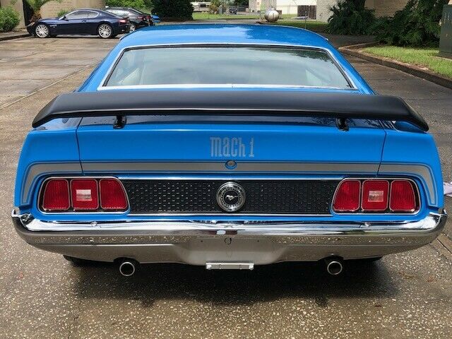 1972 GRABBER BLUE Ford Mustang Fastback