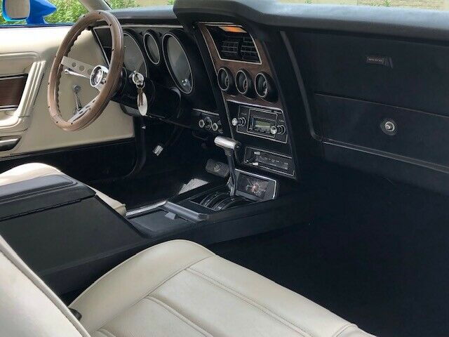 1972 GRABBER BLUE Ford Mustang Fastback