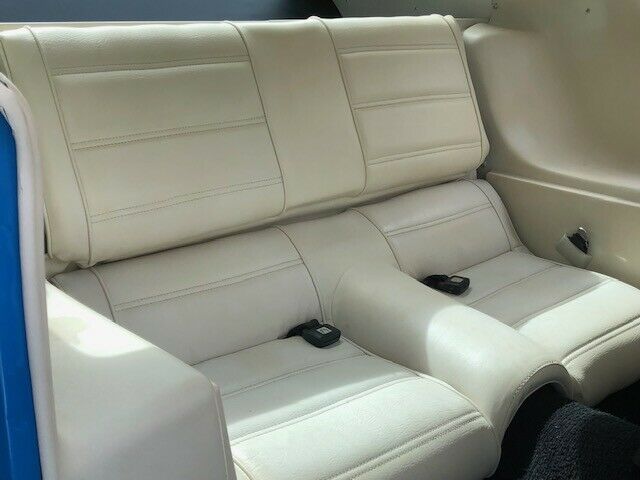 1972 GRABBER BLUE Ford Mustang Fastback