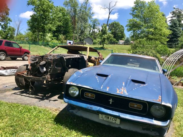 1972 Blue Ford Mustang Coupe