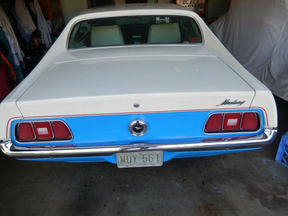1972 White Ford Mustang Coupe