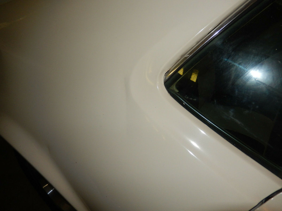 1972 White Ford Mustang Coupe