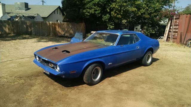 1972 Blue Ford Mustang Coupe