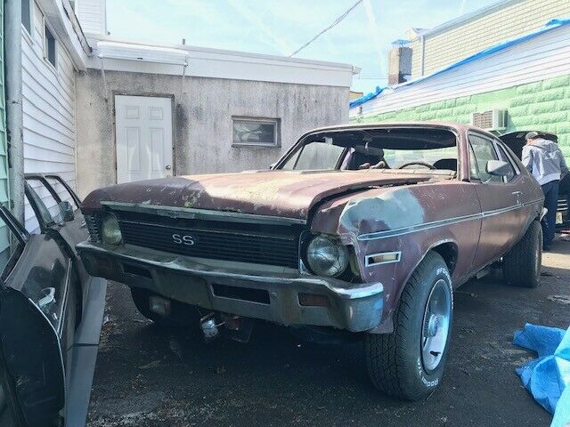 1972 Burgundy Chevrolet Nova Coupe