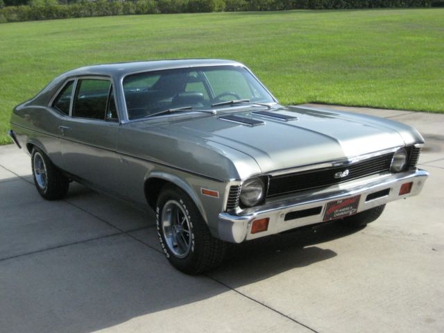 1972 Silver Chevrolet Nova