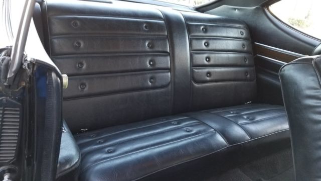 1972 Black Oldsmobile Cutlass Coupe