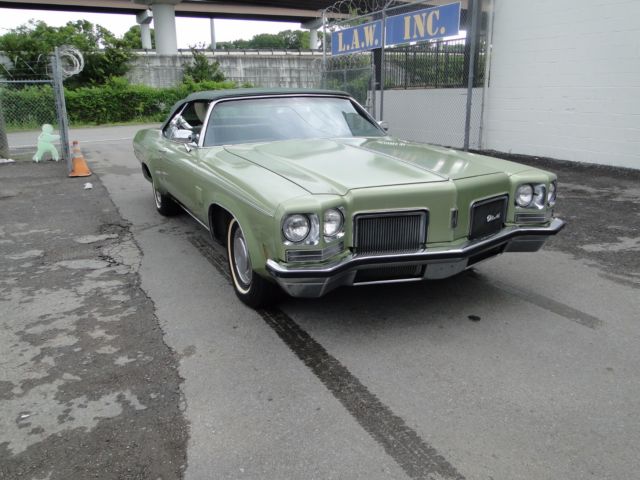 1972 Green Oldsmobile Eighty-Eight Convertible
