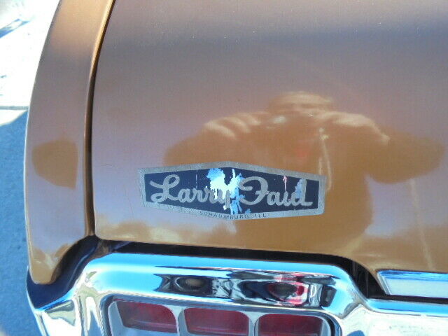 1972 Gold Oldsmobile Cutlass Coupe