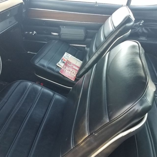 1972 Gray Oldsmobile Cutlass Coupe