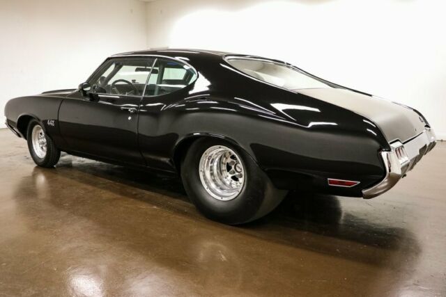 1972 Black Oldsmobile 442 Hardtop