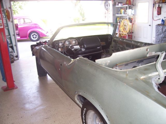 1972 Green Oldsmobile 442