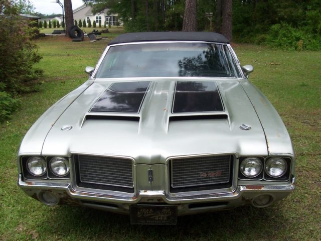 1972 Green Oldsmobile 442