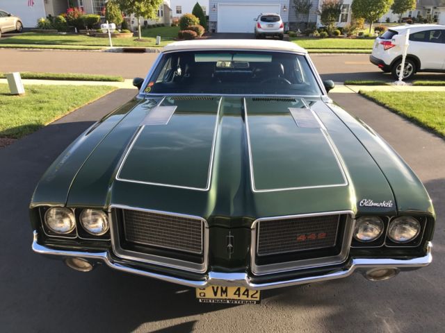 1972 Green Oldsmobile 442 Convertible