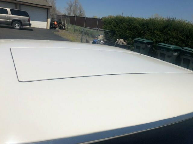 1972 White Oldsmobile 442 Coupe