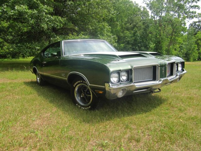 1972 Green Oldsmobile 442 Coupe