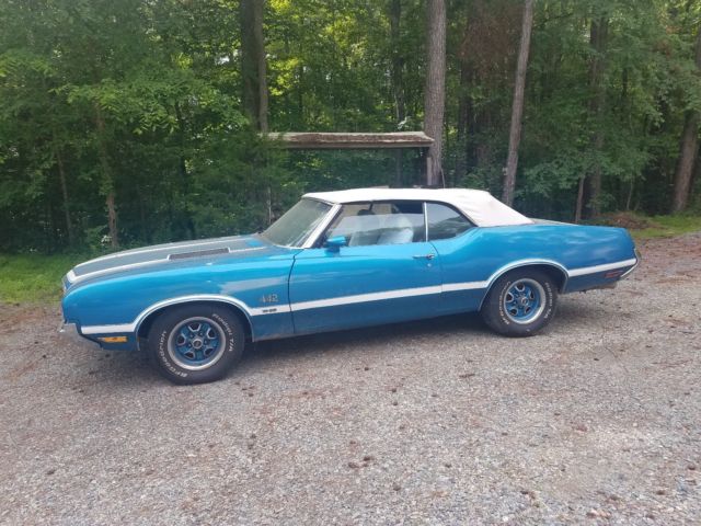 1972 Blue Oldsmobile 442 Convertible