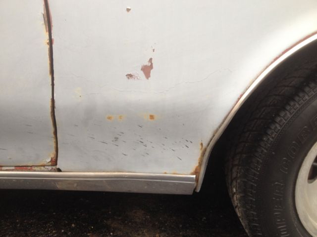 1972 Primer Gray Oldsmobile Cutlass Coupe