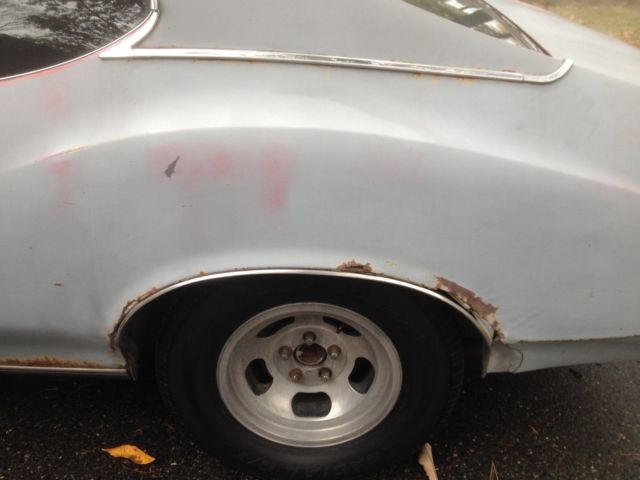 1972 Primer Gray Oldsmobile Cutlass Coupe