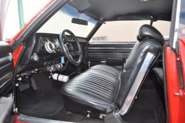 1972 Red Oldsmobile Cutlass Coupe