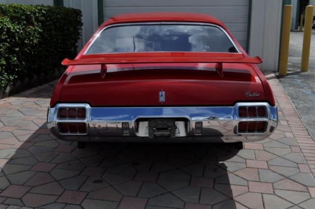 1972 Red Oldsmobile Cutlass Coupe