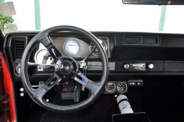 1972 Red Oldsmobile Cutlass Coupe