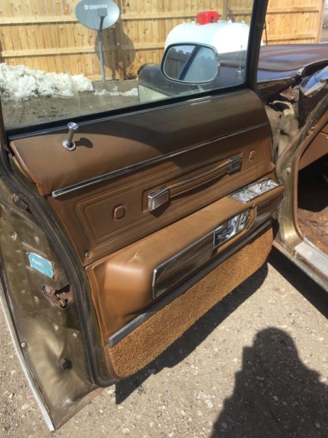 1972 Oldsmobile Custom Cruiser