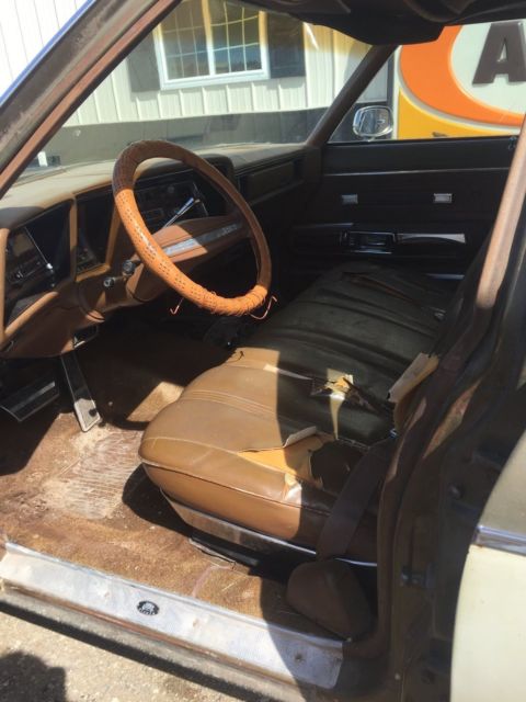 1972 Oldsmobile Custom Cruiser