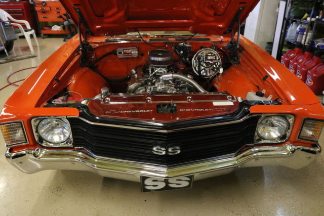 1972 Orange Chevrolet Chevelle Coupe