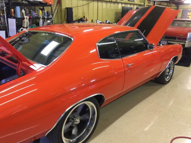 1972 Orange Chevrolet Chevelle Coupe