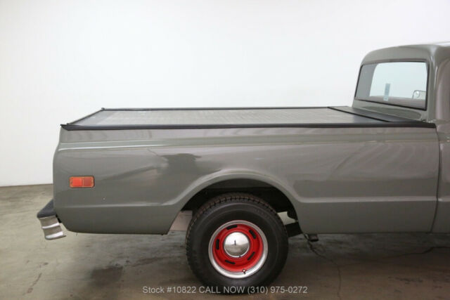 1972 Gray Chevrolet C10