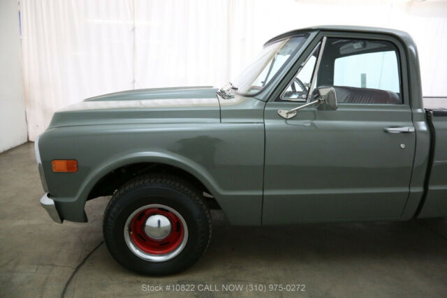 1972 Gray Chevrolet C10