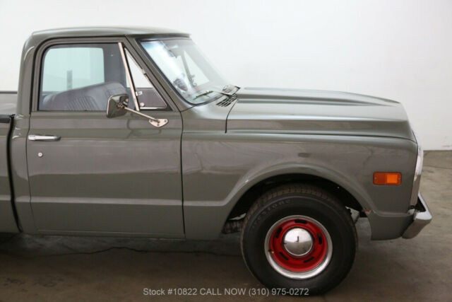 1972 Gray Chevrolet C10