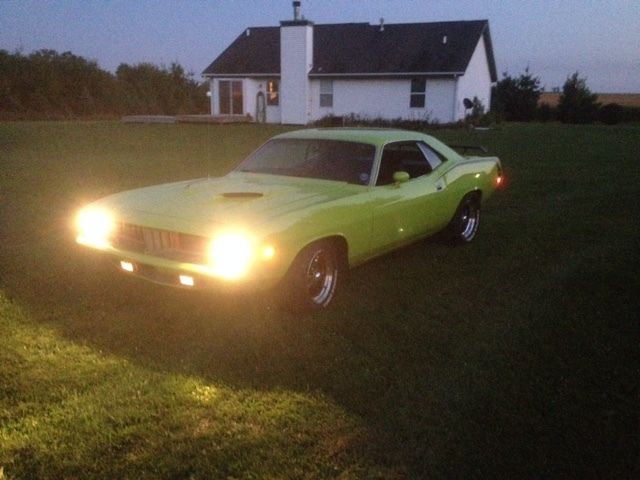 1972 Yellow and black Plymouth Barracuda Coupe