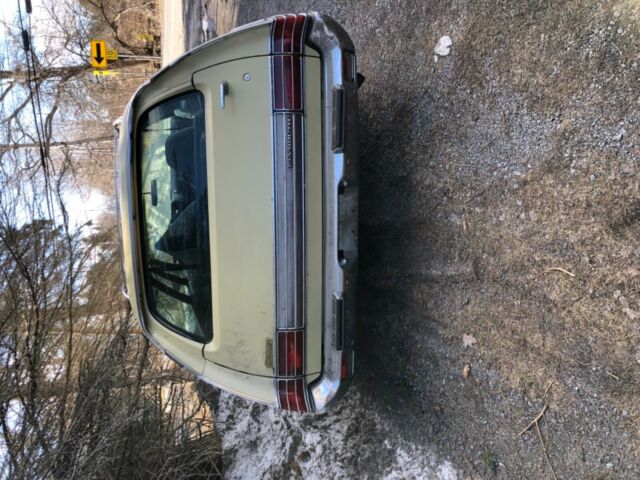 1972 Yellow Plymouth Plymouth Sport Fury Wagon Wagon