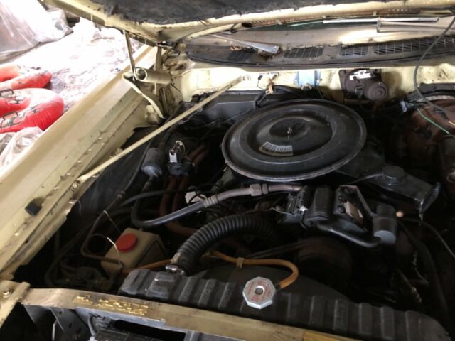 1972 Yellow Plymouth Plymouth Sport Fury Wagon Wagon