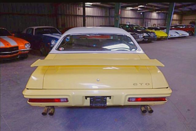 1972 Yellow Pontiac GTO Coupe