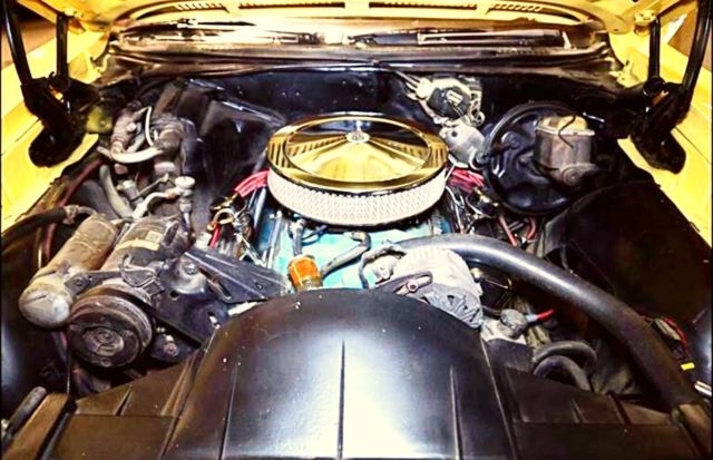 1972 Yellow Pontiac GTO Coupe