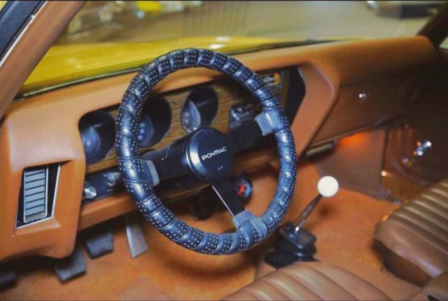 1972 Yellow Pontiac GTO Coupe