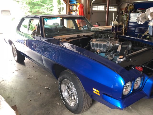 1972 Blue Pontiac GTO Wagon