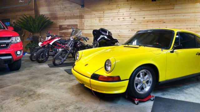 1972 Gray Porsche 911 Coupe