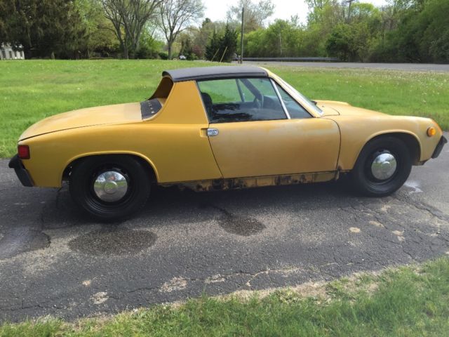 1972 Gold Porsche 914 Coupe