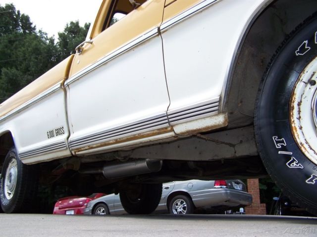 1972 Yellow Ford F-100