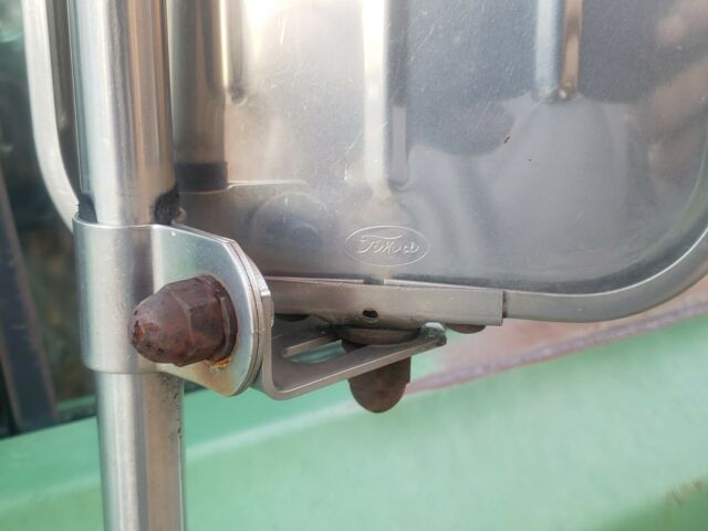 1972 Green Ford F-100 Standard Cab Pickup