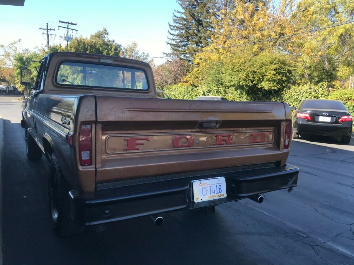 1972 Ford F-100 Standard Cab Pickup