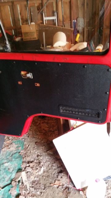 1972 BLACK / RED Volkswagen Bus/Vanagon Van Camper