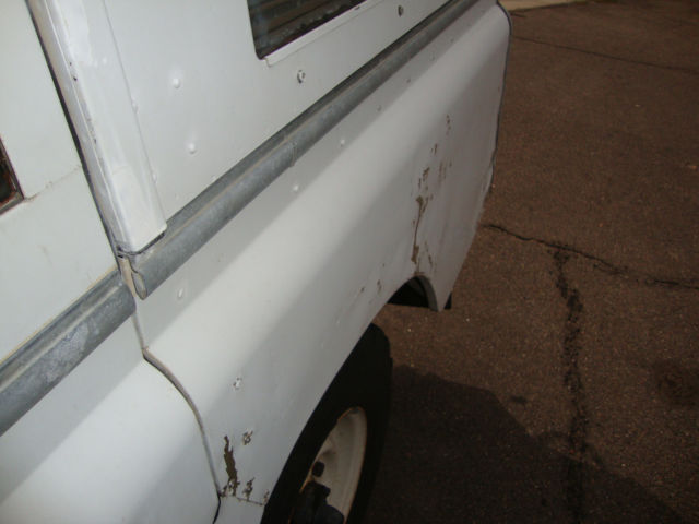 1972 White Land Rover Series 3 LWB Wagon