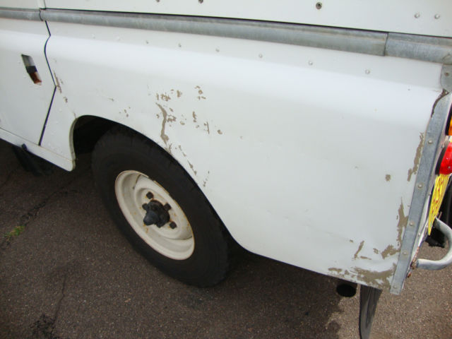 1972 White Land Rover Series 3 LWB Wagon