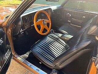 1972 Gold Chevrolet Monte Carlo Coupe