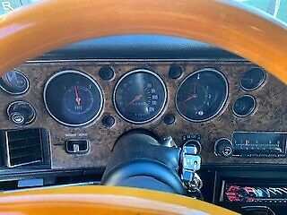 1972 Gold Chevrolet Monte Carlo Coupe